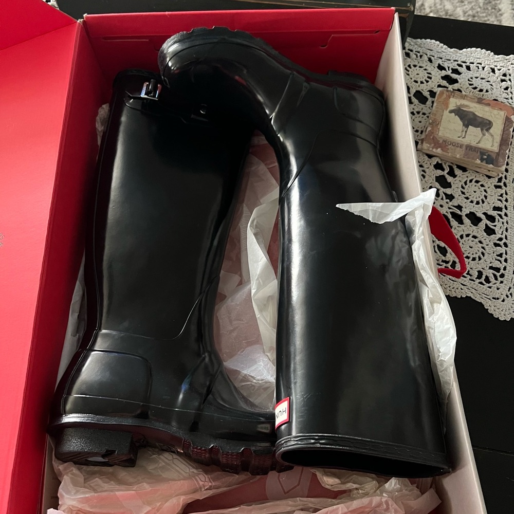 Brand new black hunter boots